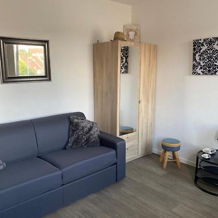 Jolie Studio Arras Extérieur photo
